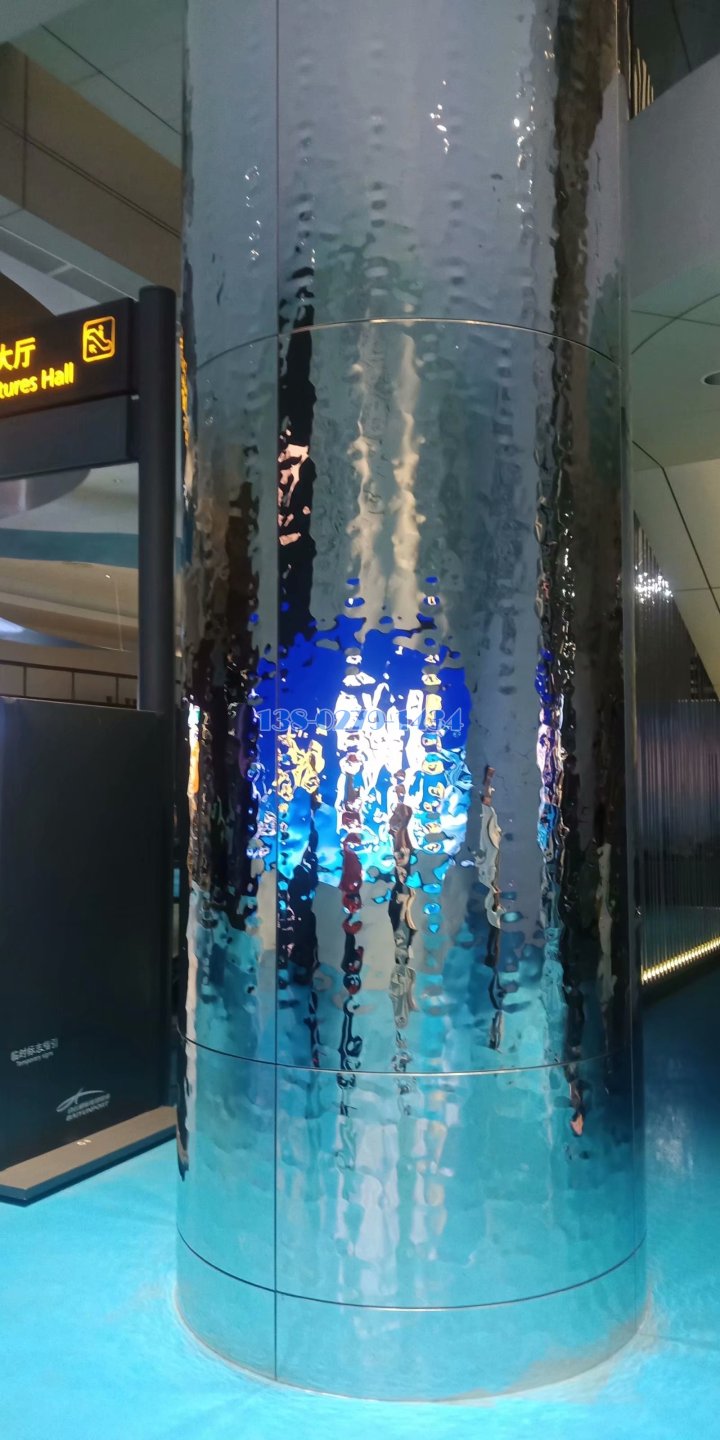波纹镜面不锈钢圆包柱 波纹镜面不锈钢圆包柱