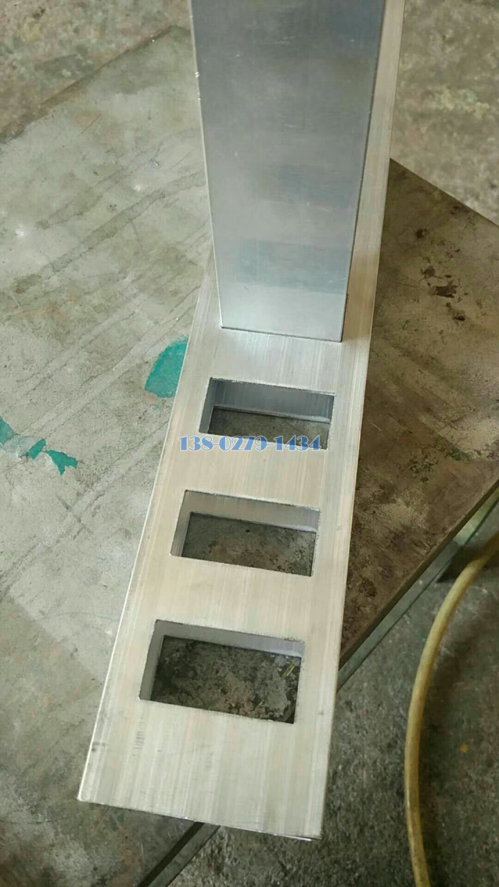 铝合金方管冲方形孔并卯榫连接 铝合金方管冲方形孔并卯榫连接