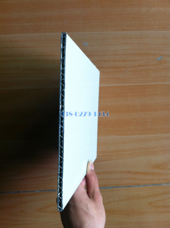 �u�\�T�˷��O