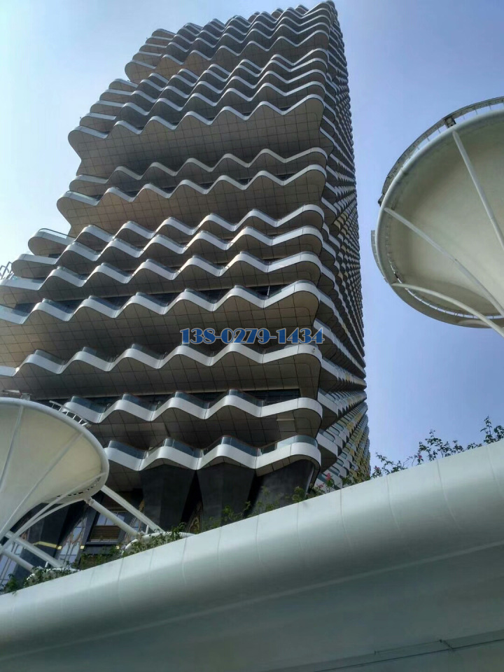 ����j�H�������O�Ȧ�t�ҾT��O