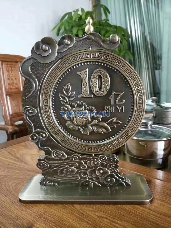 10億浮雕鋁板工藝品