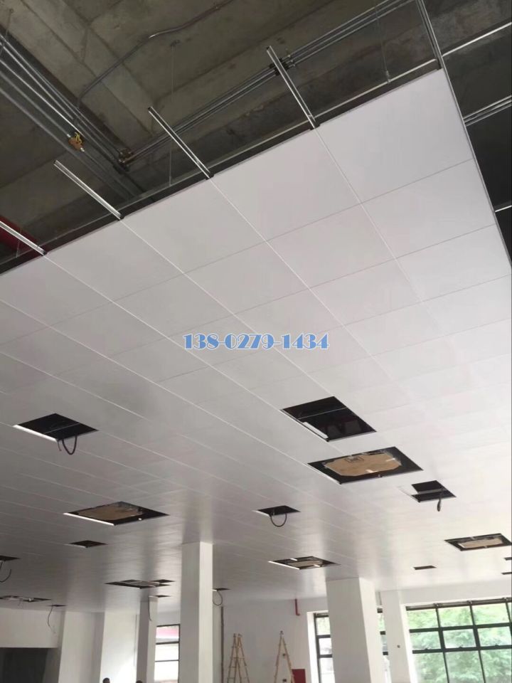 工程铝扣板实景 工程铝扣板实景