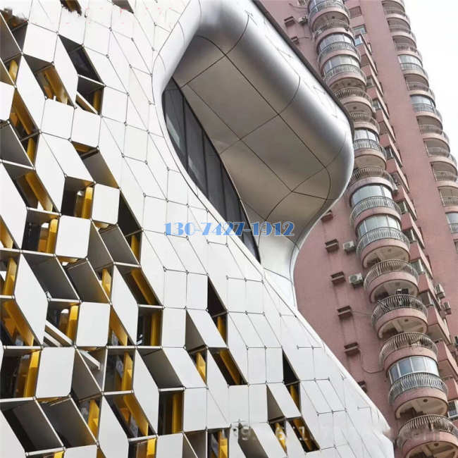 �զ�٧ξT�X���~�٪O