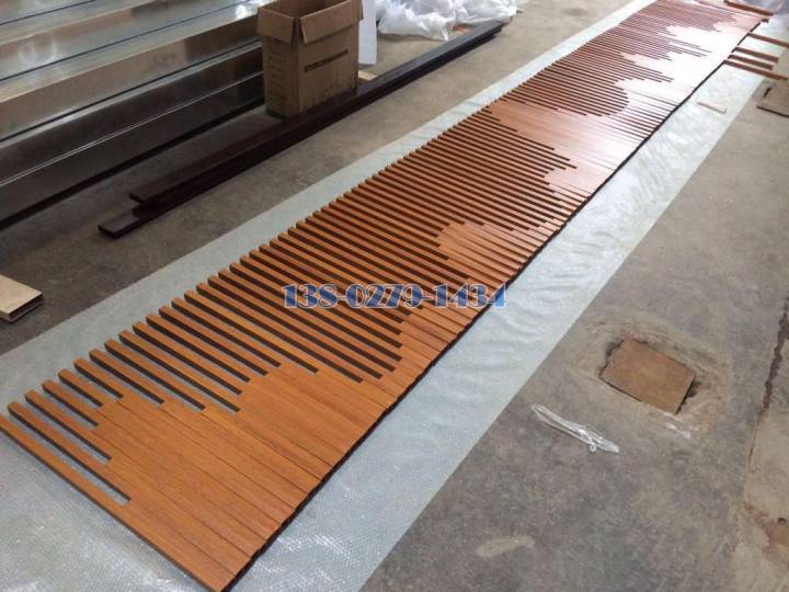 �쯾�T��ޫ������ϵe