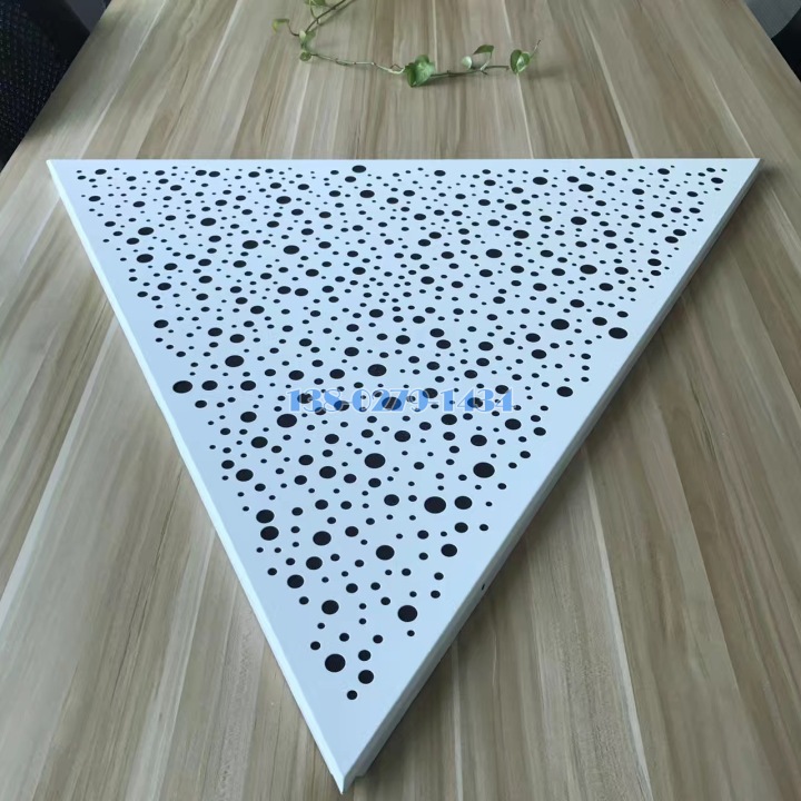 不规则冲孔三角形铝扣板 不规则冲孔三角形铝扣板