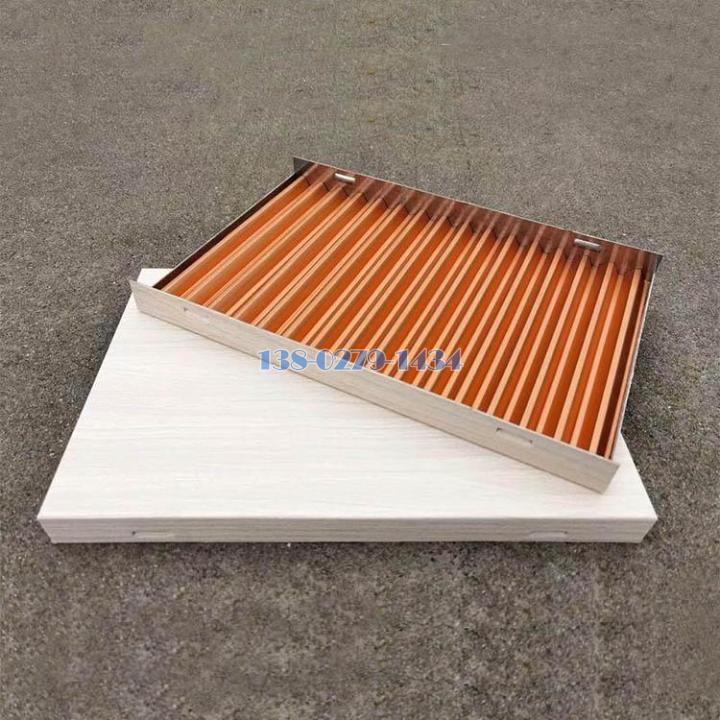 卡扣式铝瓦楞板背面 卡扣式铝瓦楞板背面