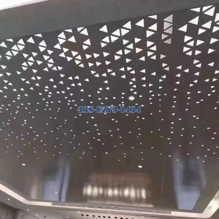 雕刻三角形孔铝单板吊顶 雕刻三角形孔铝单板吊顶
