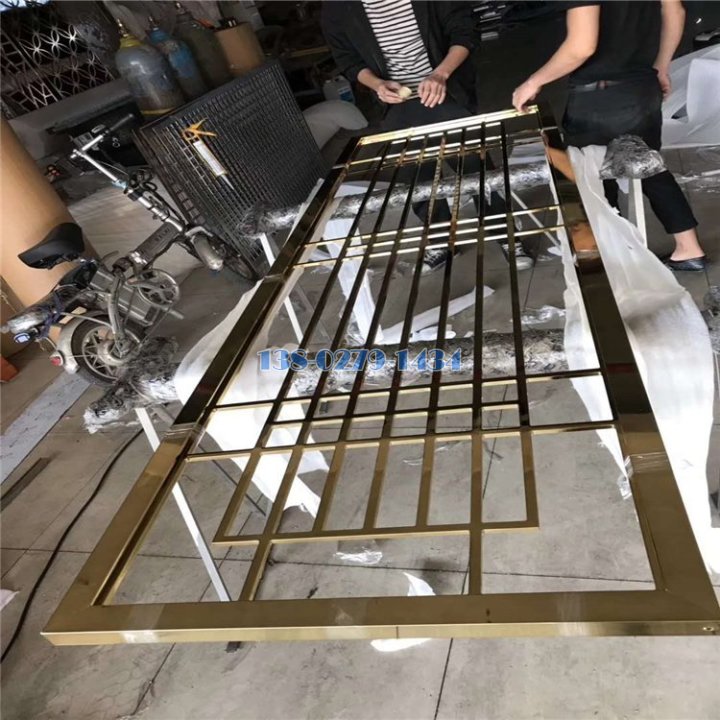 雕刻铝窗花加工打包 雕刻铝窗花加工打包