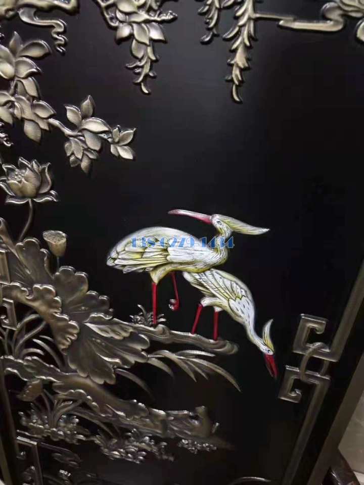 仙鹤图案浮雕铝板屏风 仙鹤图案浮雕铝板屏风