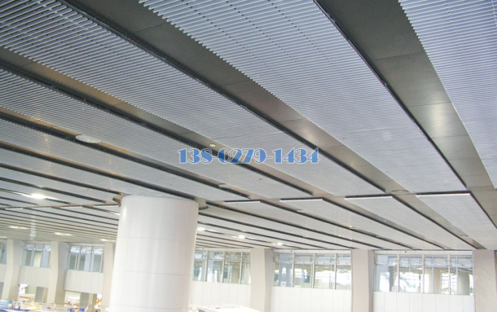 �զ�7�r���E��