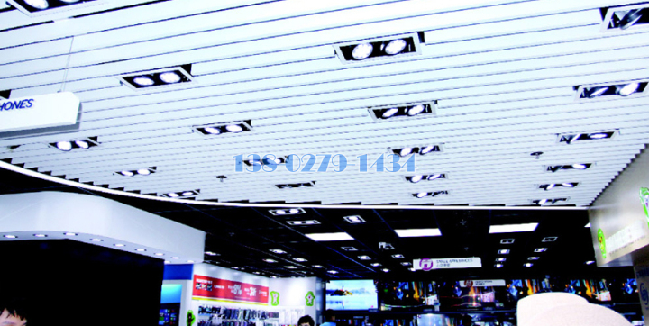 �����T��q