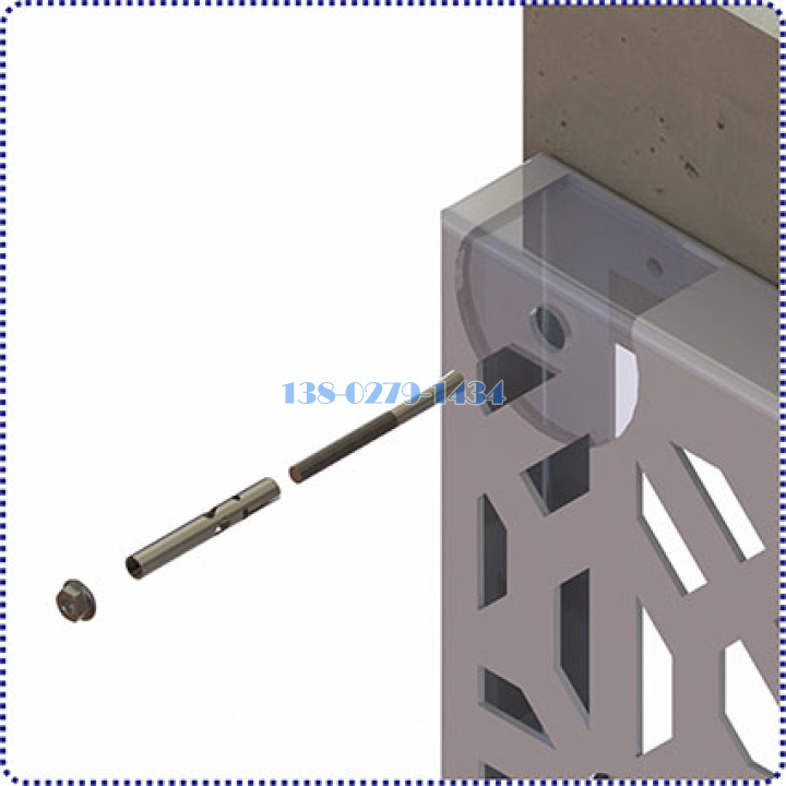 將鋁板用膨脹螺栓鎖定在墻體上