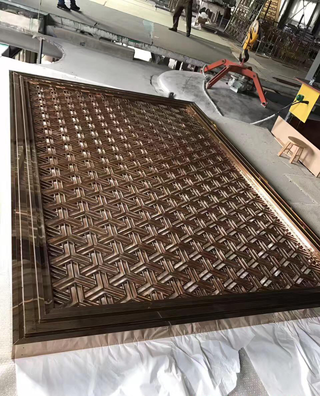 电镀镜面超厚雕刻一体成型铝单板