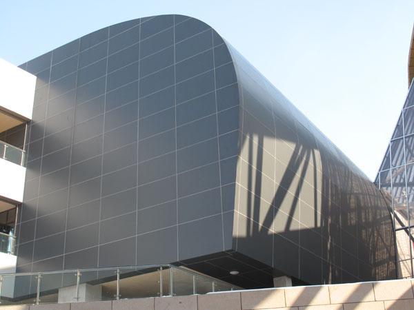 深灰色弧形铝单板