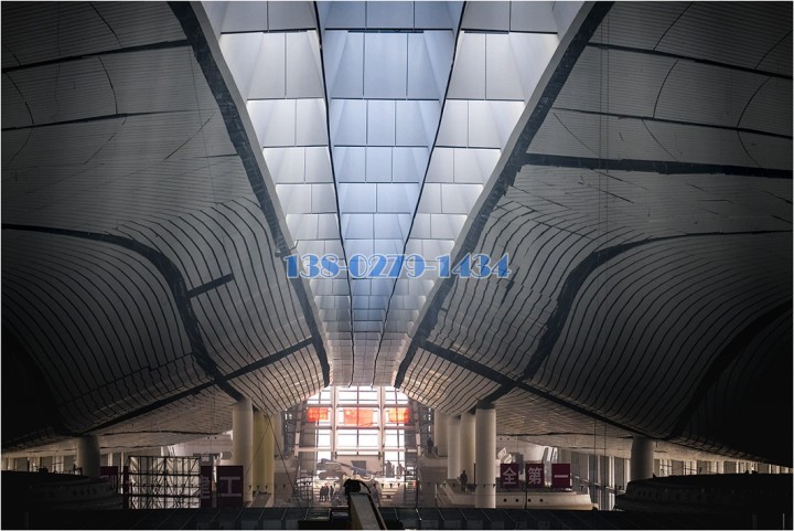 ���b�w�˰Ⲽ�U���Τ�q�M�z���T�O