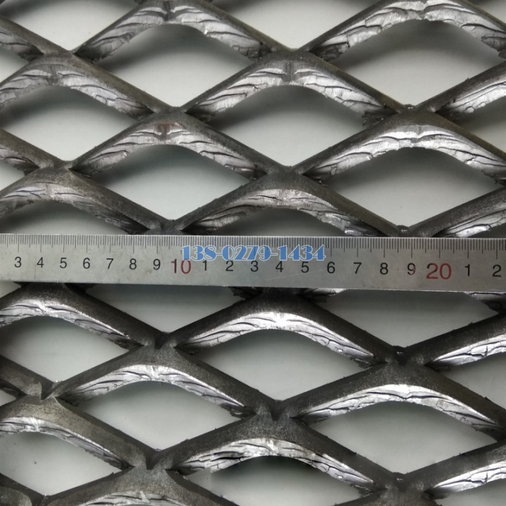 35*70棱形孔鋁拉網(wǎng)板芯