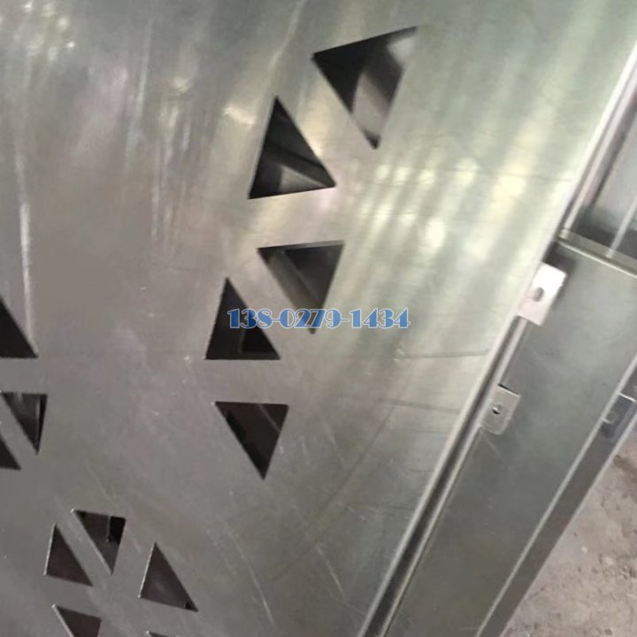激光雕刻三角形孔鋁單板
