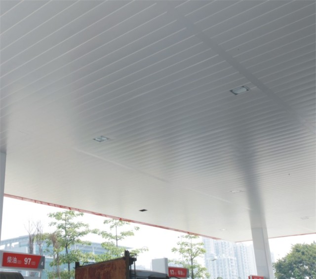 加油站铝条扣吊顶
