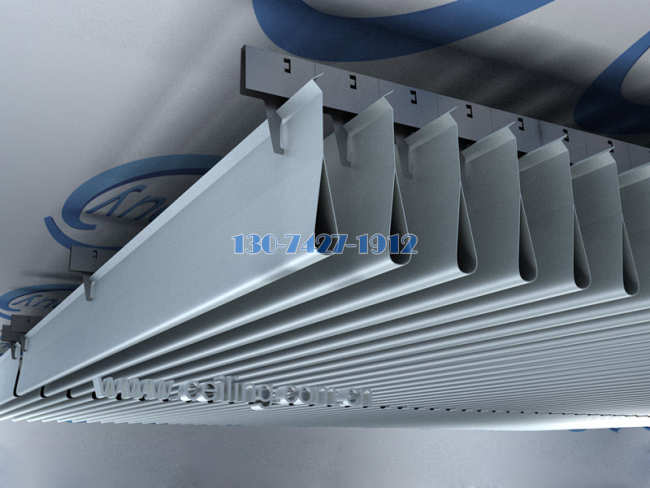 �զ�Q���w���E��